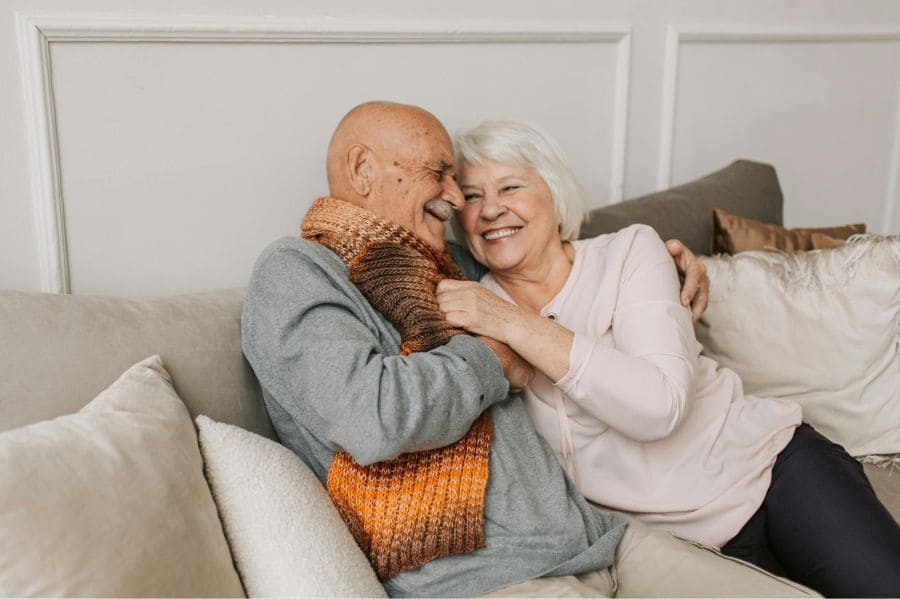 Couple planning for retirement with Franc